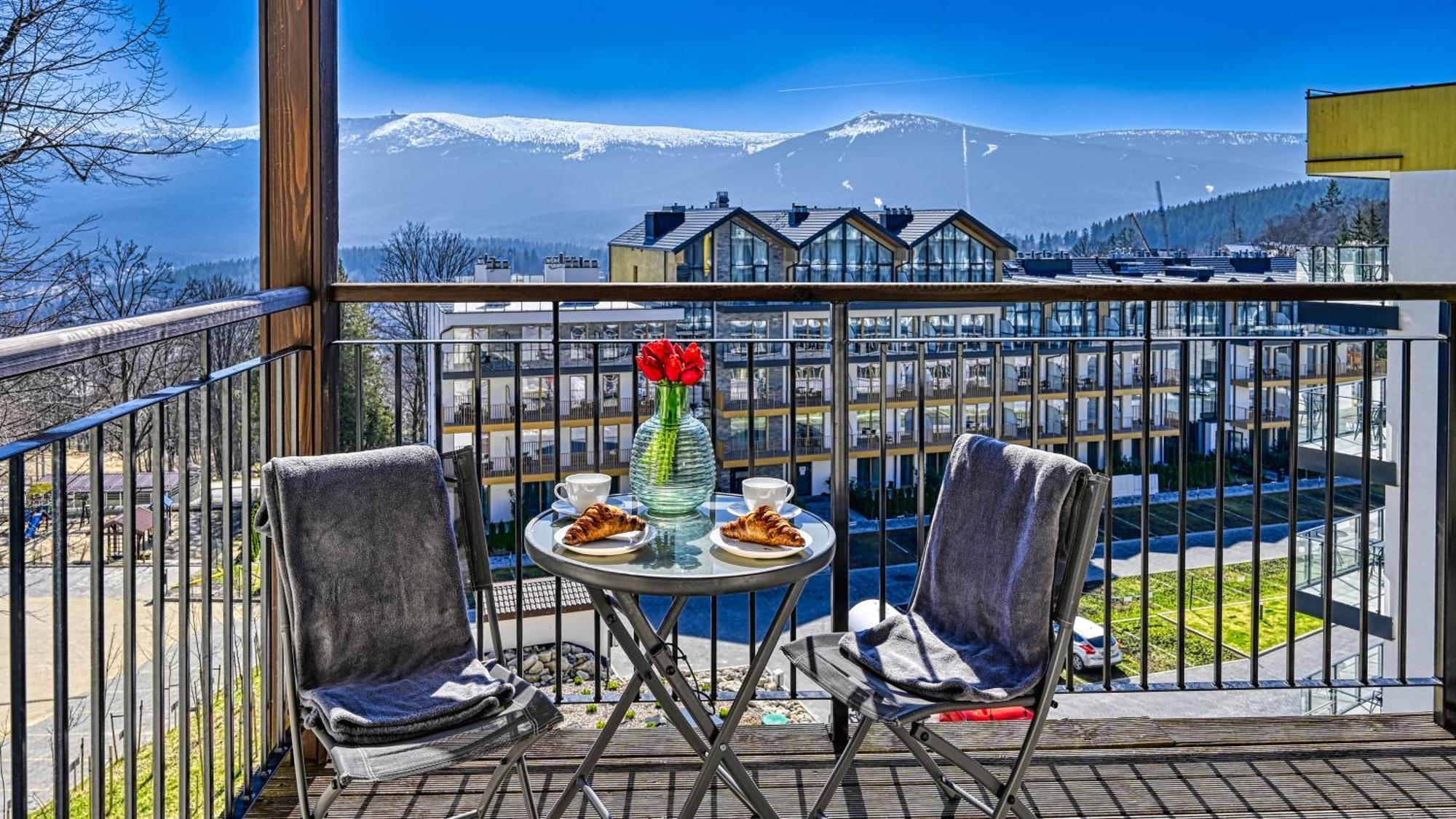 Apartamenty Sun & Snow Resort Izery Szklarska Poreba Ngoại thất bức ảnh