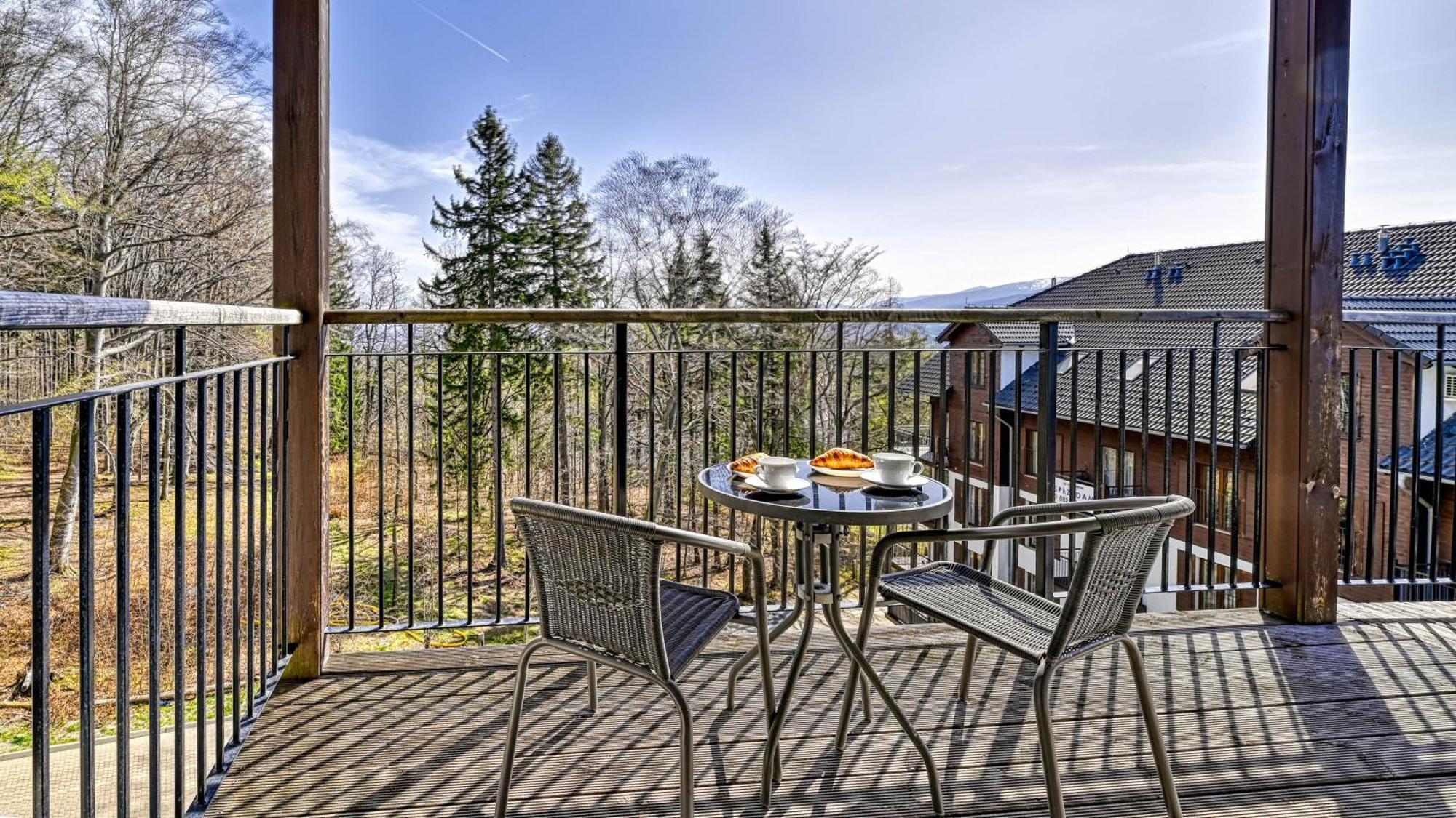 Apartamenty Sun & Snow Resort Izery Szklarska Poreba Ngoại thất bức ảnh